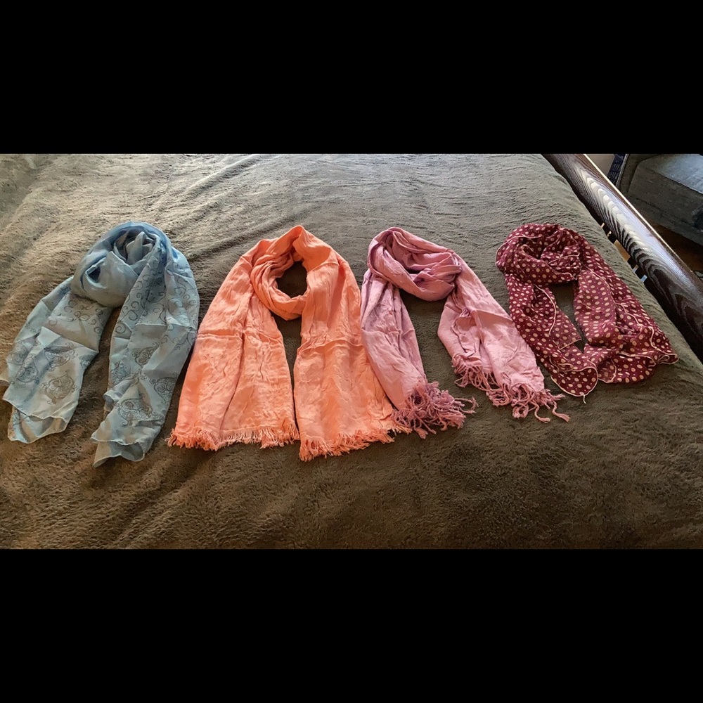 Assorted scarfs for winter, spring and fall
